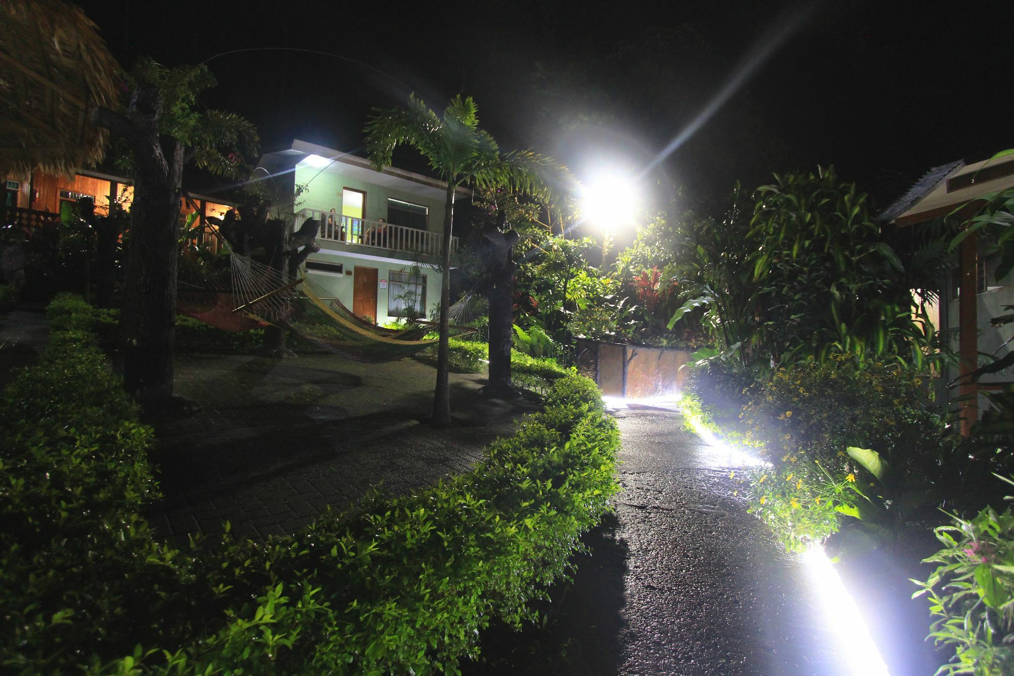 Santa Elena Hostel Resort Monteverde Kültér fotó